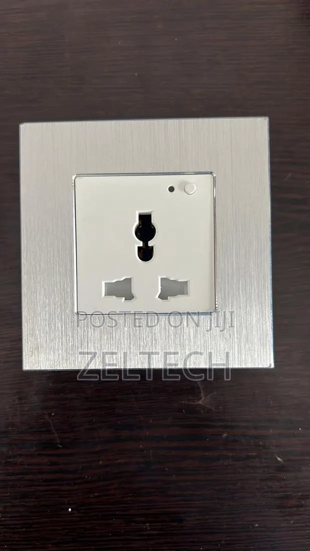 Single Smart Socket 13a · Photo 1
