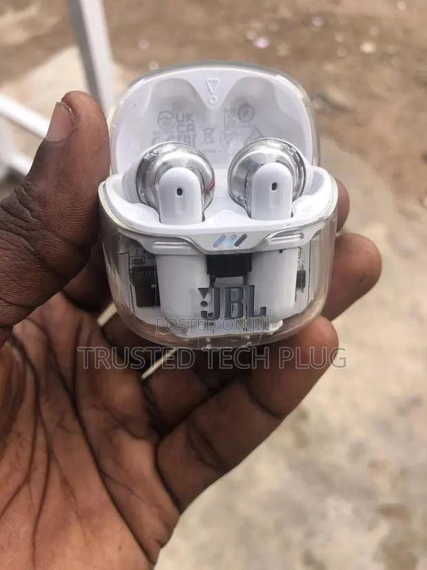 Preowned JBL Tune Flex Earbuds in Stock · Photo 1