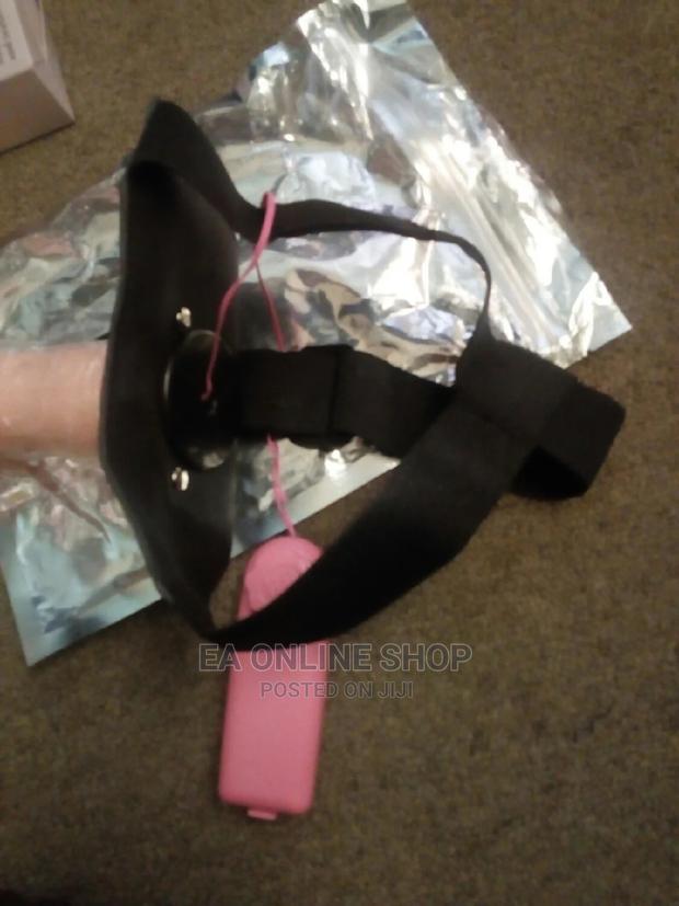 Women Sex Vibrating Toy. Strap On. Dildo and Belt · Photo 2