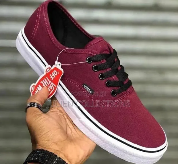 Vans Authentic Mono Vine · Photo 1