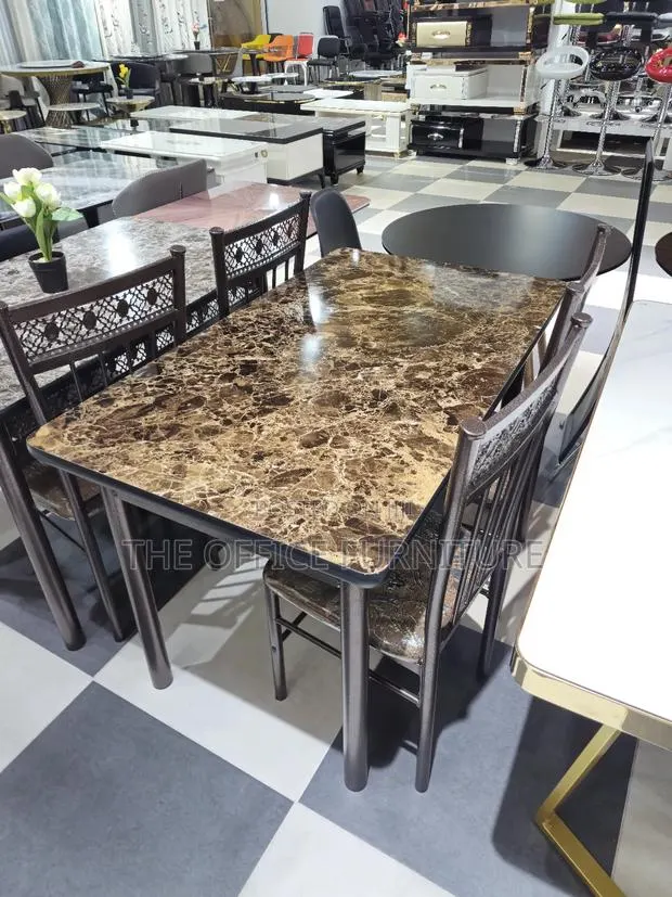 Wooden Dining Table · Photo 4