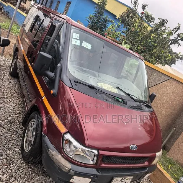 Ford Transit 2004 Red · Photo 1