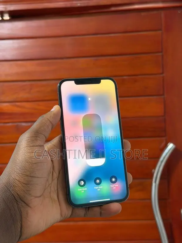 Apple iPhone 12 Pro 128 GB Black · Photo 1