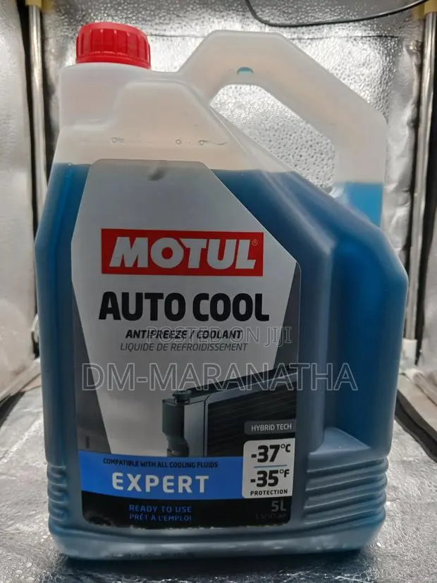 Motul Blue Hybrid Coolant · Photo 1