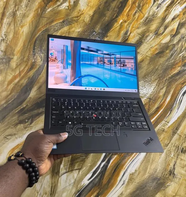 Laptop Lenovo ThinkPad X1 Carbon 16GB Intel Core i7 SSD 256GB · Photo 1