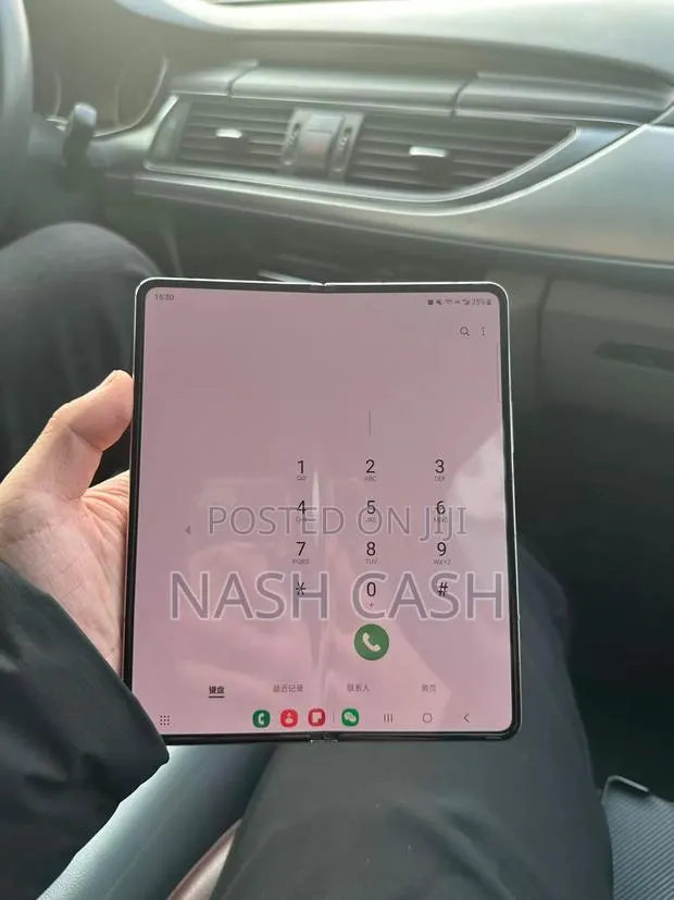 Samsung Galaxy Z Fold4 512 GB White · Photo 1