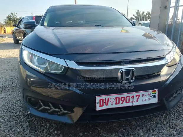 Honda Civic 2018 Gray · Photo 1