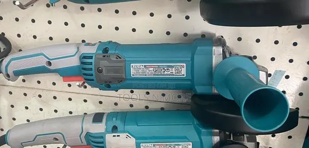 TOTAL Angle Grinder 1100W · Photo 1