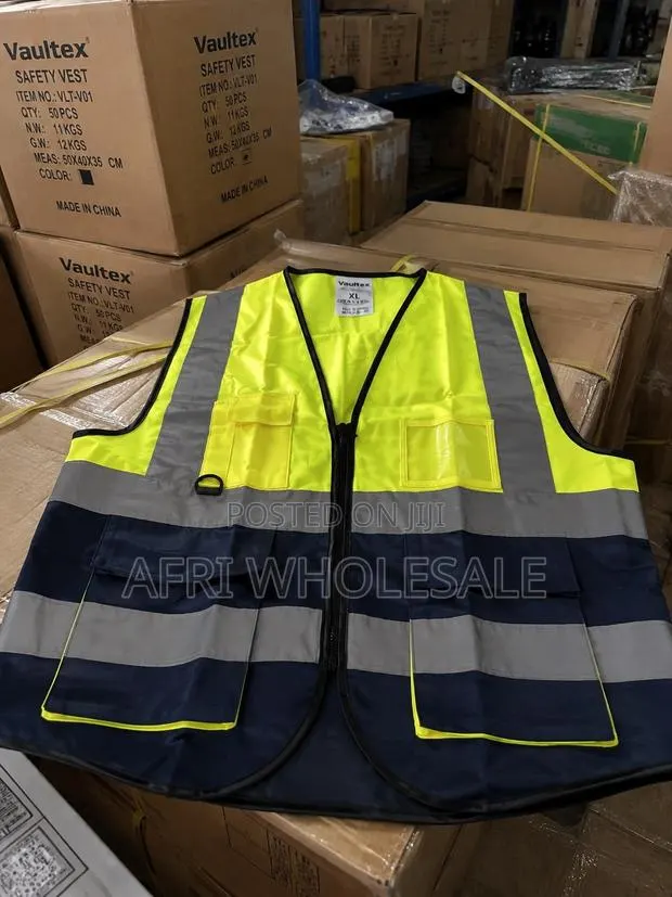 Vaultex High Visibility Safety Vest Reflective Workwear Industrial PPE · Photo 1