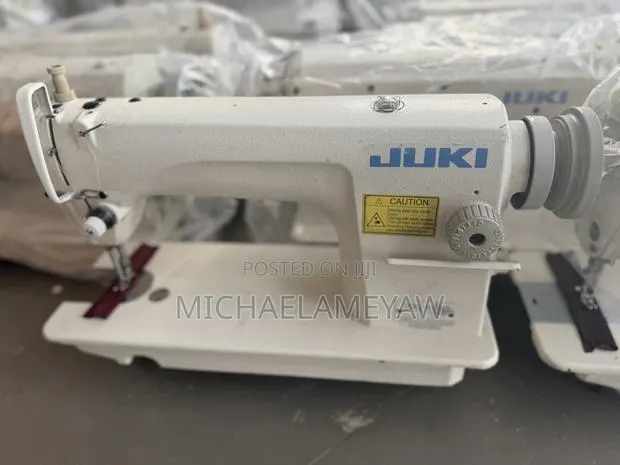 Juki Industrial Sewing Machines With All Accessories · Photo 3