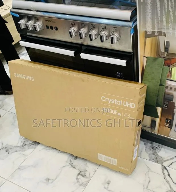 Exclusive Sleek Samsung 43′′ Crystal UHD Series 43U8072F TV (2025) · Photo 1