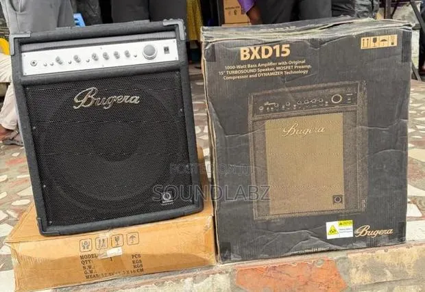 Bugera BXD15 / BXD15A 1000-Watt Bass Combo Amplifier · Photo 1