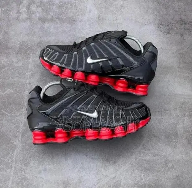 Nike Shox Black And Red · Photo 1