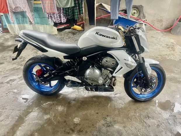 Kawasaki Ninja 650 2016 White · Photo 1