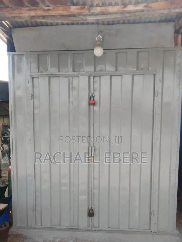 Neat Container Shop for Rent Opposite Pentecost Church Labadi · Photo 1