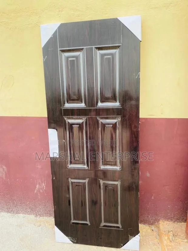 Interior Panel Door · Photo 1