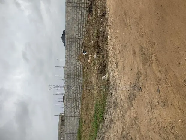 Half Plot for Sale , Size 50/100 · Photo 1