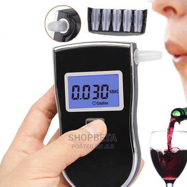Breathalyzer · Photo 3