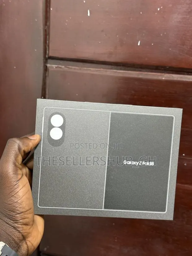 New Samsung Galaxy Z Fold8 512 GB Graphite · Photo 1