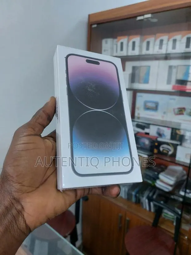 New Apple iPhone 14 Pro Max 128 GB Purple · Photo 1