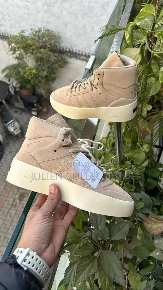 Adidas Fear of God Fog Long Cream · Photo 1