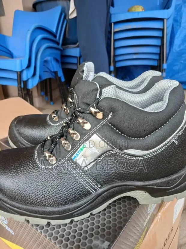 Safety Boot · Photo 2