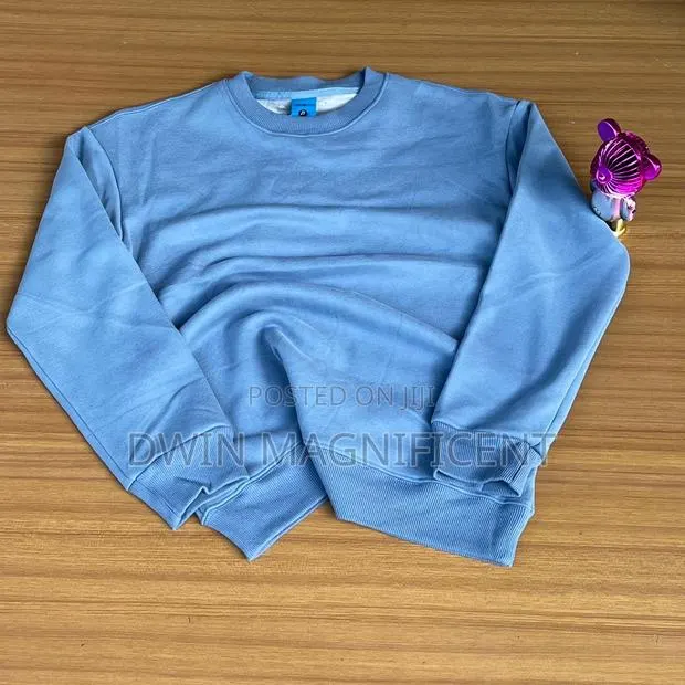 Warm Quality Sweaters · Photo 1
