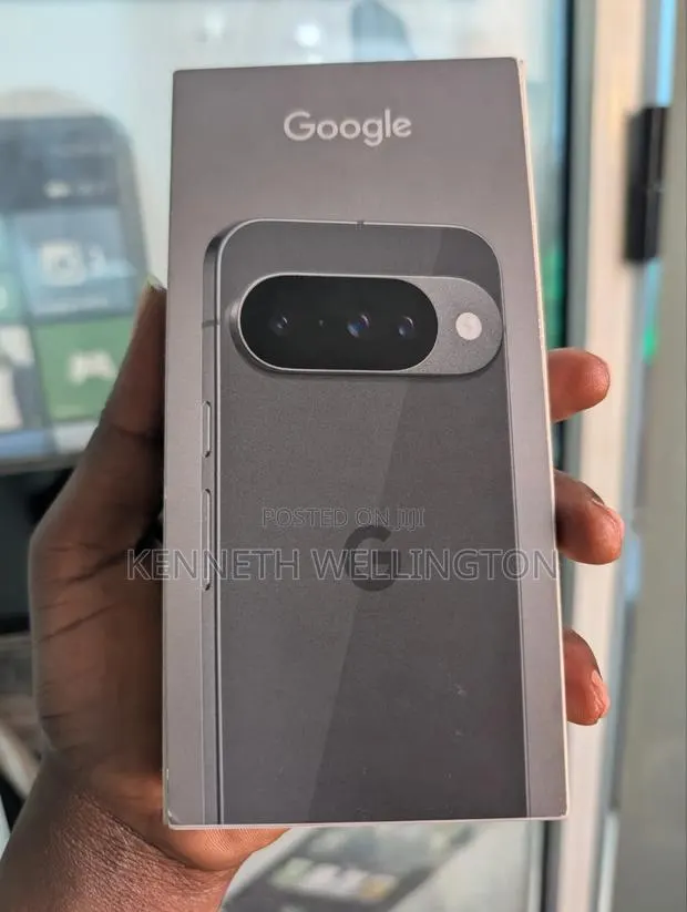 New Google Pixel 10 256 GB Black · Photo 1