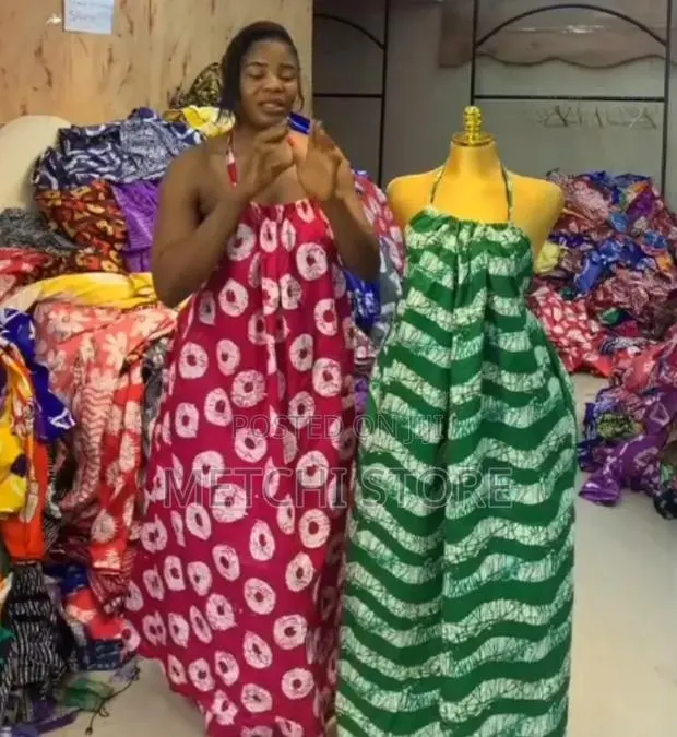Maxi Free Gown · Photo 1