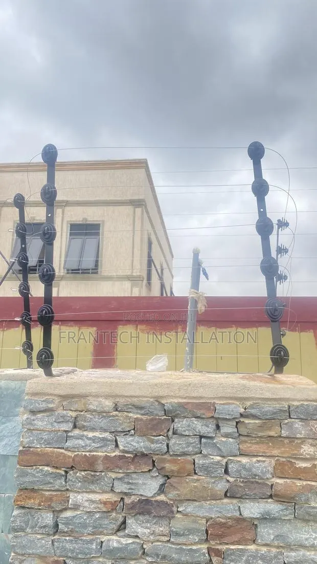 Professional Electric Fencing and Maintenance · Photo 1