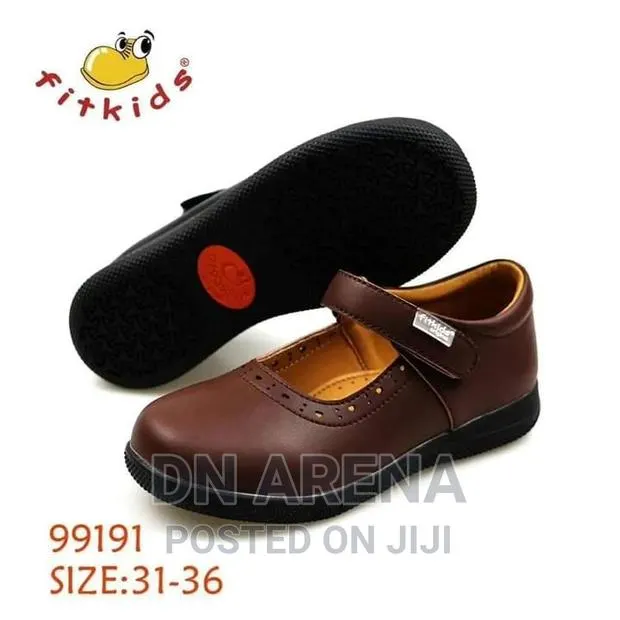 Quality Boys and Girls Shoes · Photo 3