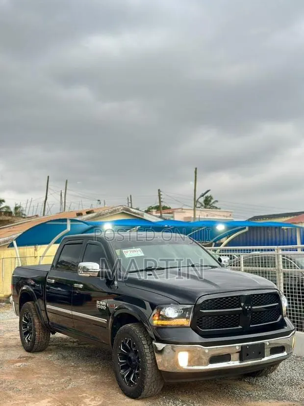 RAM 1500 2018 Black · Photo 1