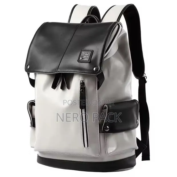 Mochila Leather Waterproof Backpack · Photo 1