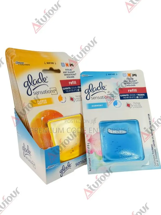 Glade Paper Air Freshener Box, 12pcs/Carton · Photo 1