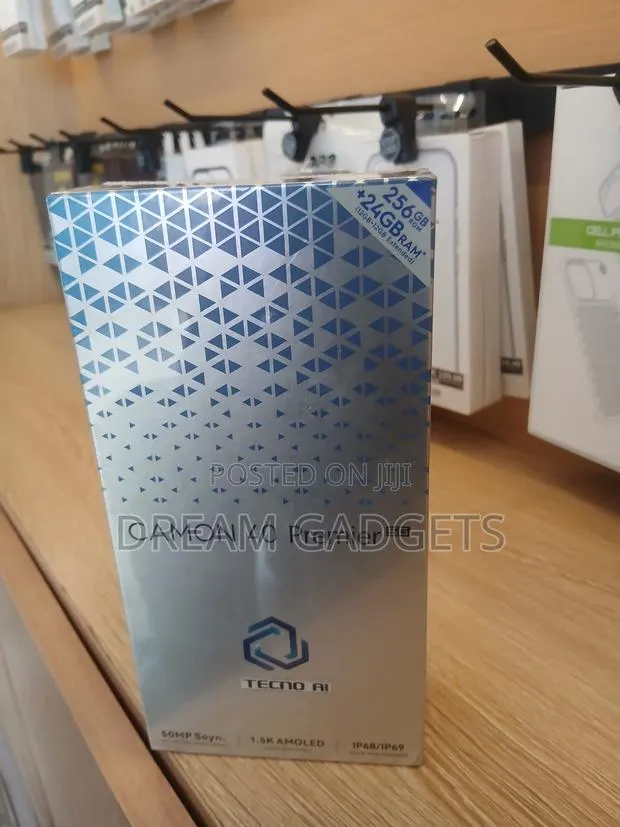 New Tecno Camon 40 Premier 5G 256 GB Black · Photo 1