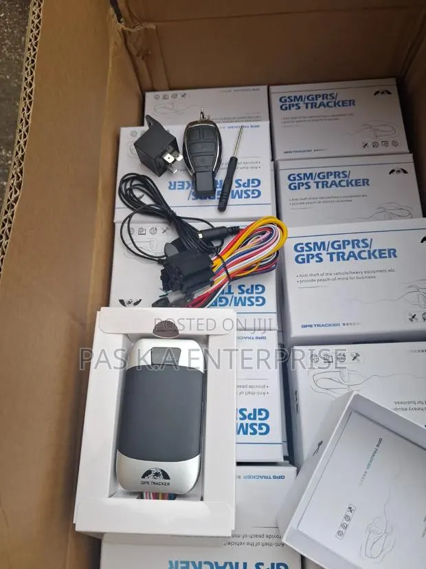 Car GPS Tracker · Photo 1