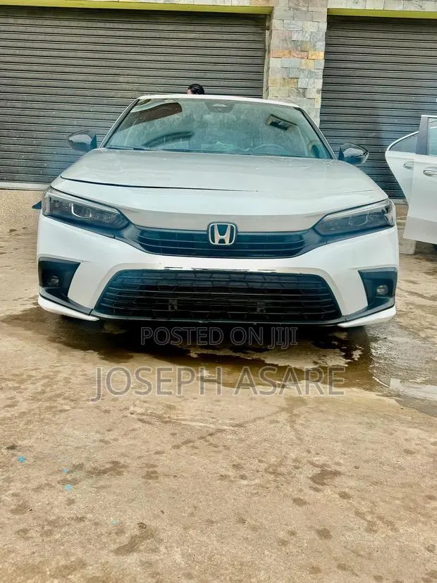 Honda Civic Sport CVT 2023 White · Photo 1