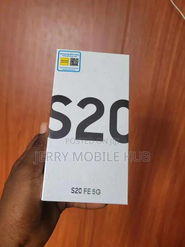 New Samsung Galaxy S20 FE 128 GB · Photo 1