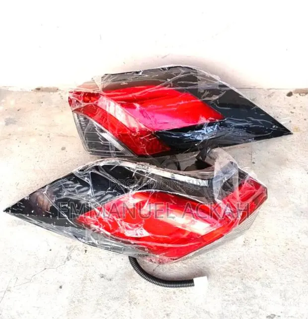 Toyota Rav4 2019 -23 Tail Light · Photo 1
