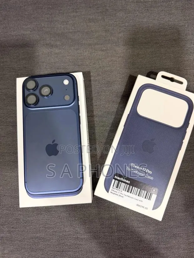 Apple iPhone 17 Pro 256 GB Blue · Photo 1