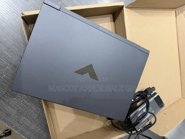 Laptop HP Victus 15 32GB AMD Ryzen 5 SSD 512GB · Photo 1