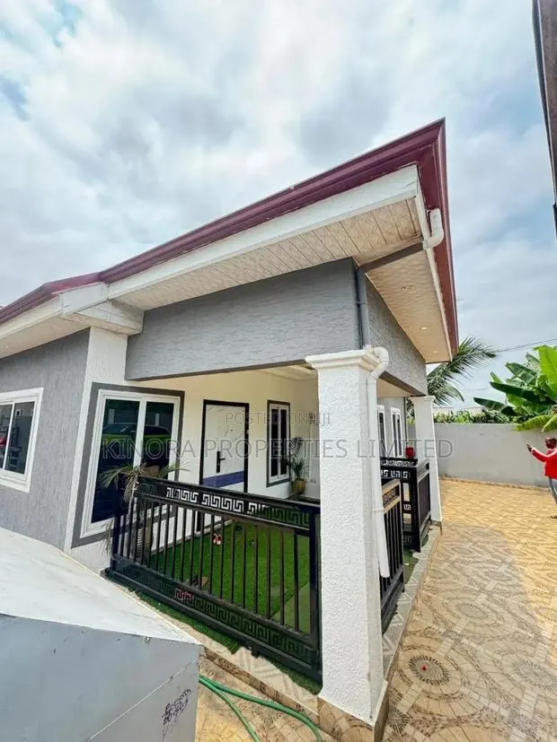 3bdrm Bungalow in Boi for sale · Photo 1