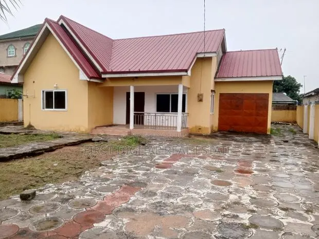 2bdrm House in First Digital Real, Kasoa for rent