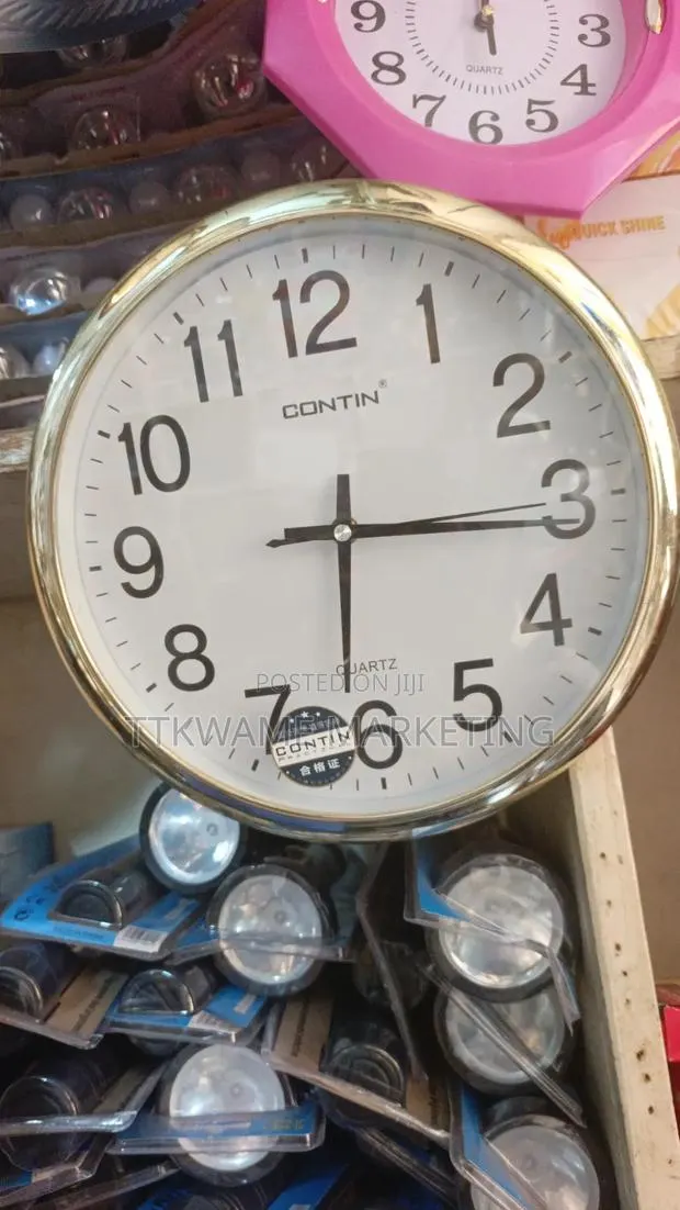 Contin Clock · Photo 1
