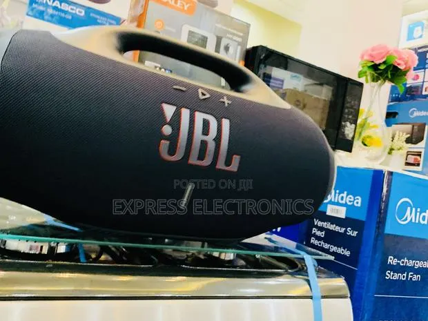 Best Buy JBL Boombox 3 Llarge, Powerful Portable Bluetooth Speaker · Photo 1