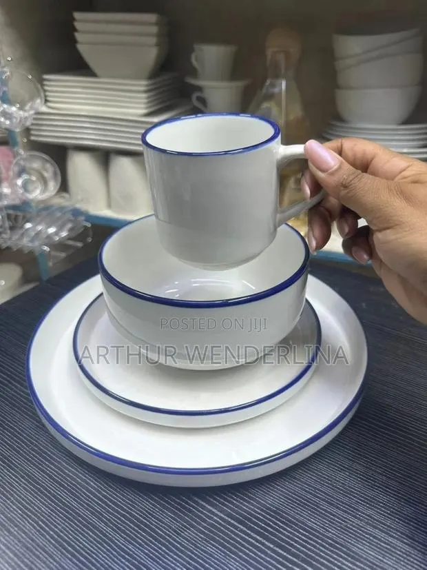 Dinner Set 16 Pieces · Photo 1