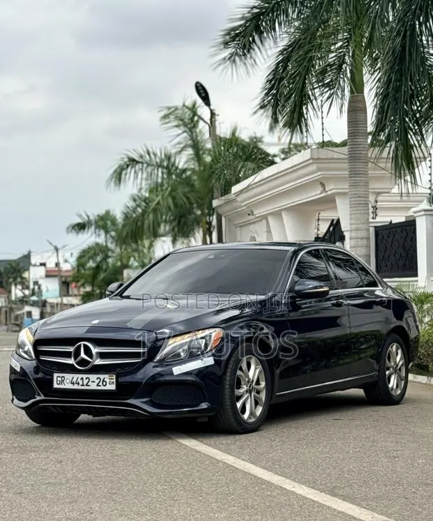 Mercedes-Benz C300 Base 4Matic Sedan AWD (2.0L 4cyl 7A) 2016 Blue · Photo 1