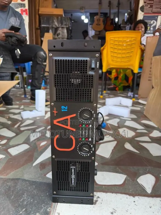Crest Audio CA12+ Power Amplifier · Photo 1