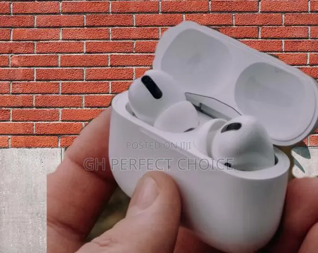 Strong GRADE 'A' Airpods Pro 2nd Gen · Photo 1
