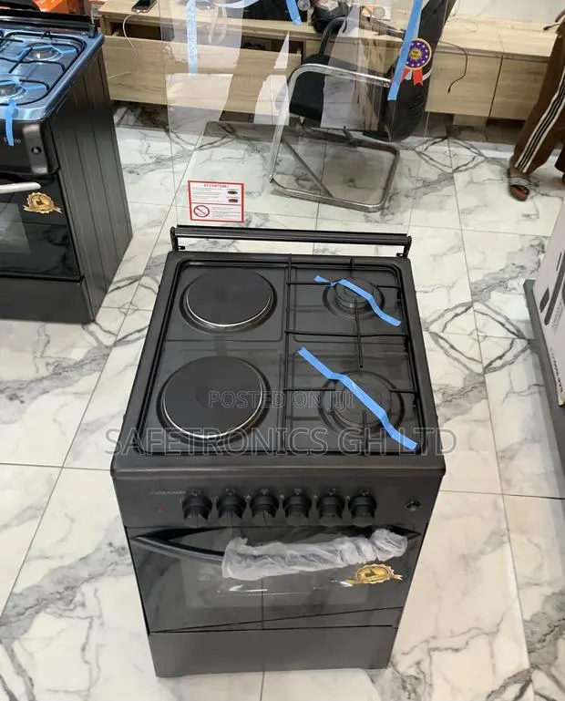 Get Perfect Volcano 50x50cm (2 Gas + 2 Electric) Cooker · Photo 1
